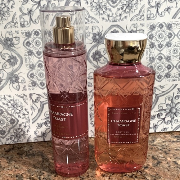 Bath & Body Works Accessories - NEW..Bath and Bodyworks Fragrance Mist & Body wash..”Champagne Toast”